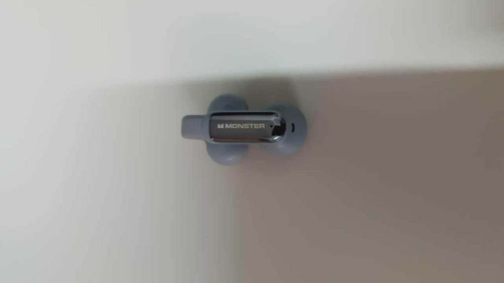 Foi achado um fone de ouvido no Centro Imagem referente a Foi achado um fone de ouvido no Centro