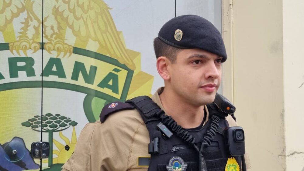 “Não chegou a efetivamente mostrar uma arma de fogo ou uma faca”, afirma PM sobre assalto em Cascavel Imagem referente a “Não chegou a efetivamente mostrar uma arma de fogo ou uma faca”, afirma PM sobre assalto em Cascavel