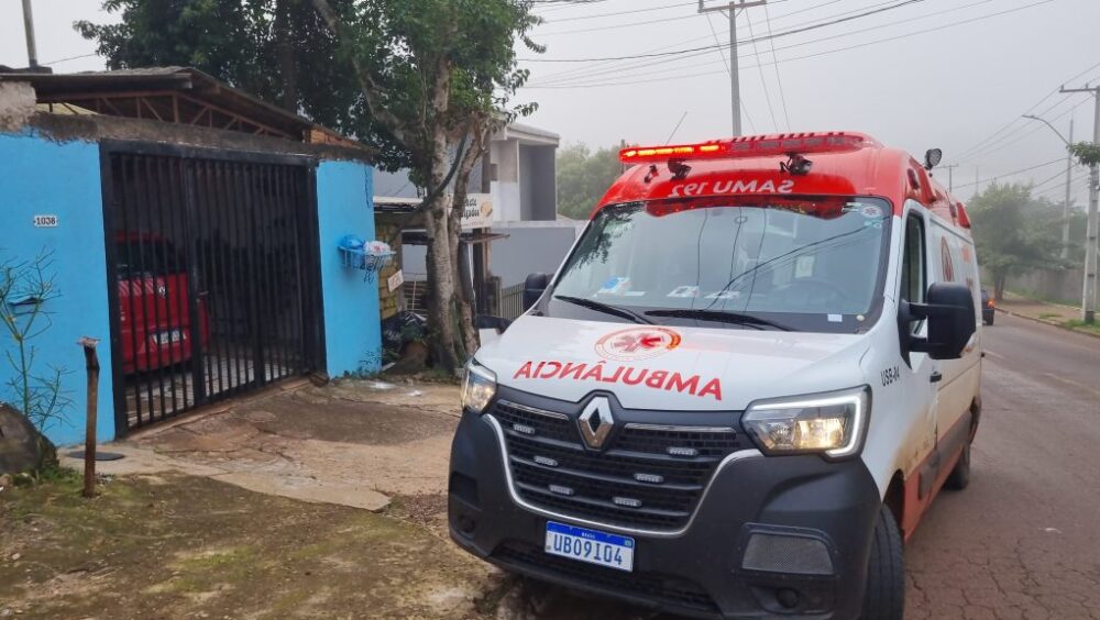 Morador de rua é socorrido após ser agredido no bairro Morumbi Imagem referente a Morador de rua é socorrido após ser agredido no bairro Morumbi