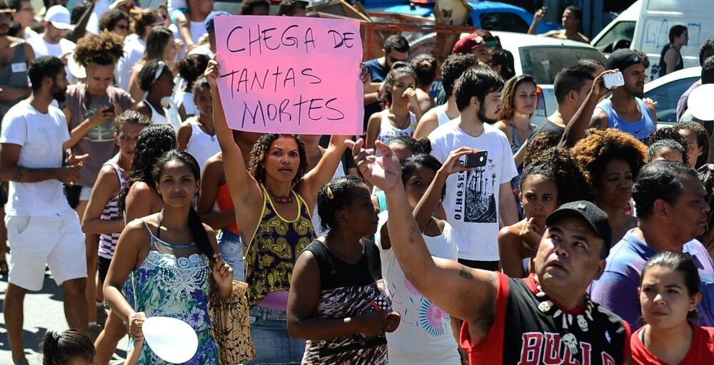 Pessoas negras são maiores vítimas de homicídios no país Imagem referente a Pessoas negras são maiores vítimas de homicídios no país