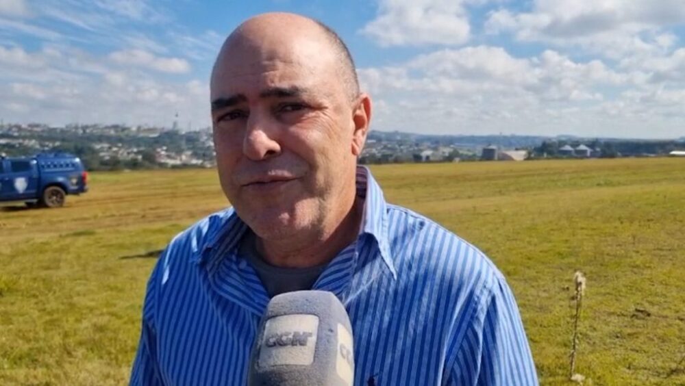 Proprietário de carro ocupado por criminosos em confronto em Cascavel foi encontrado morto em SC Imagem referente a Proprietário de carro ocupado por criminosos em confronto em Cascavel foi encontrado morto em SC