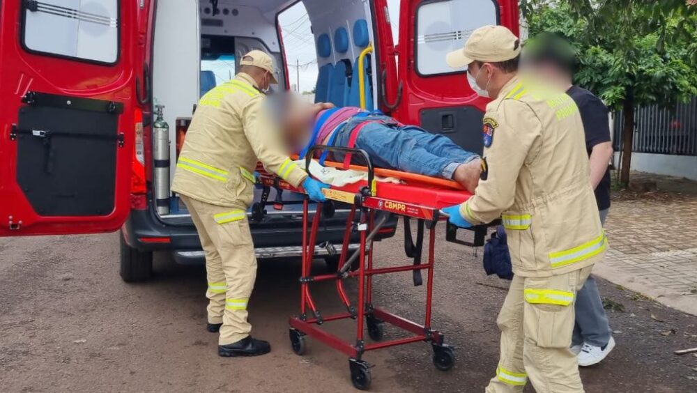 Homem de 52 anos quebra o punho ao sofrer queda de escada no Esmeralda Imagem referente a Homem de 52 anos quebra o punho ao sofrer queda de escada no Esmeralda