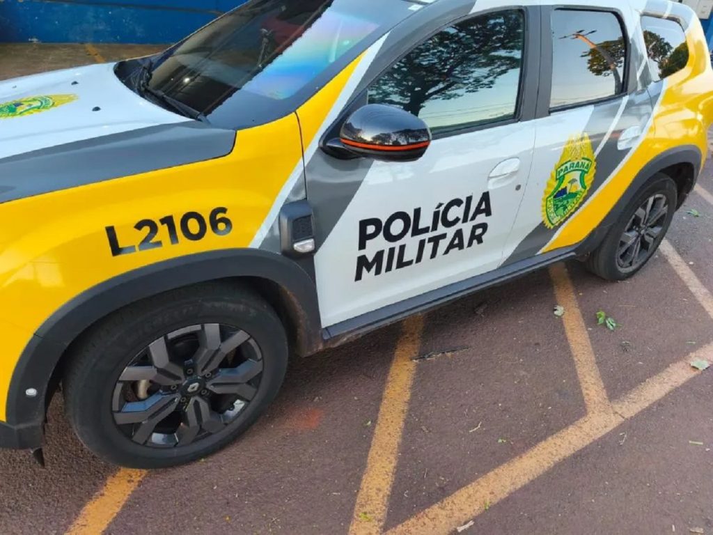 Homem embriagado é detido com facão após ameaçar esposa: “Eu vou te matar” Imagem referente a Homem embriagado é detido com facão após ameaçar esposa: “Eu vou te matar”