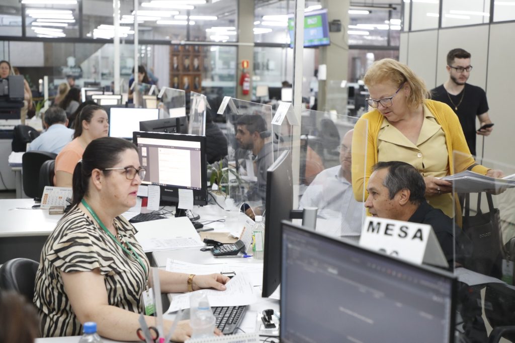 Contribuintes já podem pedir a isenção do IPTU; Quem tem direito? Imagem referente a Contribuintes já podem pedir a isenção do IPTU; Quem tem direito?