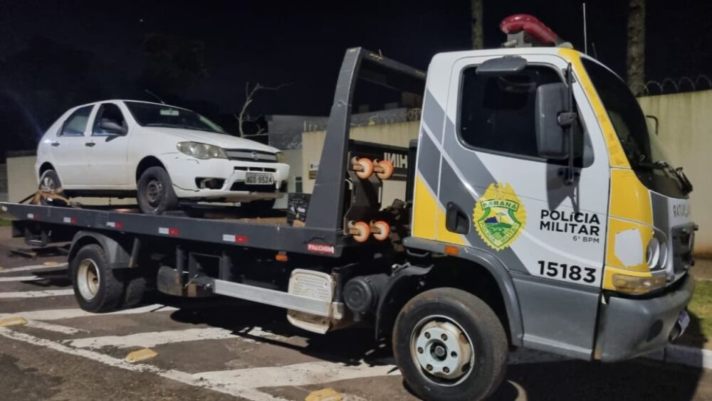 Polícia Militar recupera veículo furtado durante patrulhamento em Cascavel Imagem referente a Polícia Militar recupera veículo furtado durante patrulhamento em Cascavel