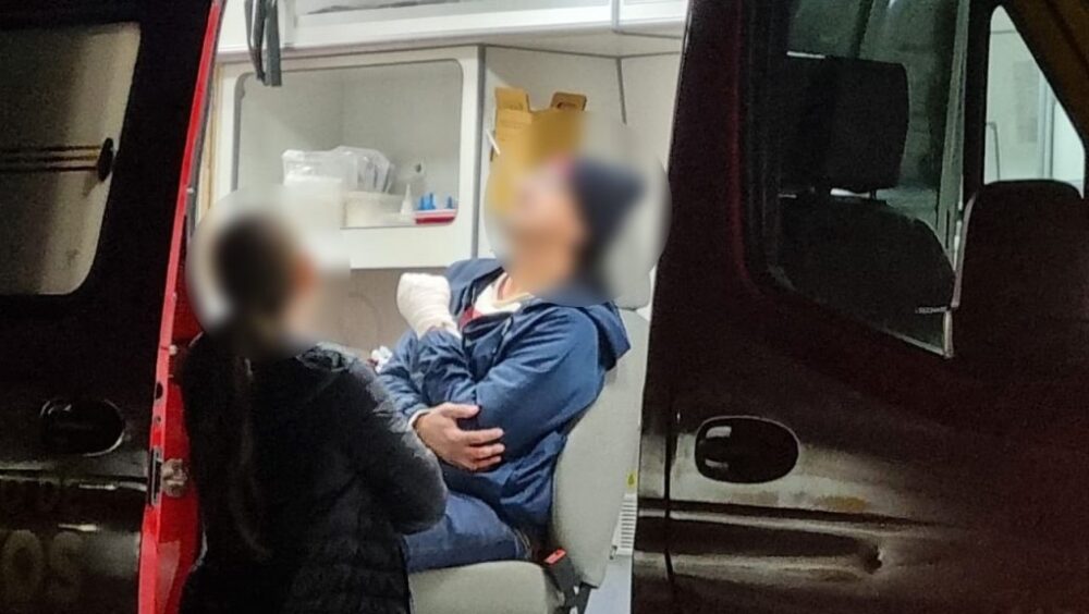 Acidente com maquita deixa homem ferido no Centro de Cascavel Imagem referente a Acidente com maquita deixa homem ferido no Centro de Cascavel