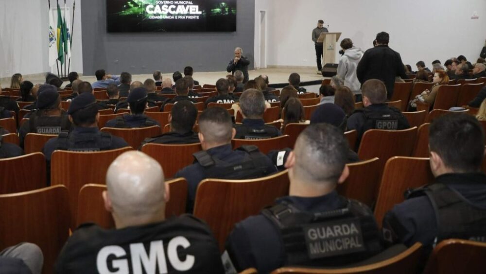 Painel da Sesppro aponta queda de homicídios e avanço no combate ao crime em Cascavel Imagem referente a Painel da Sesppro aponta queda de homicídios e avanço no combate ao crime em Cascavel