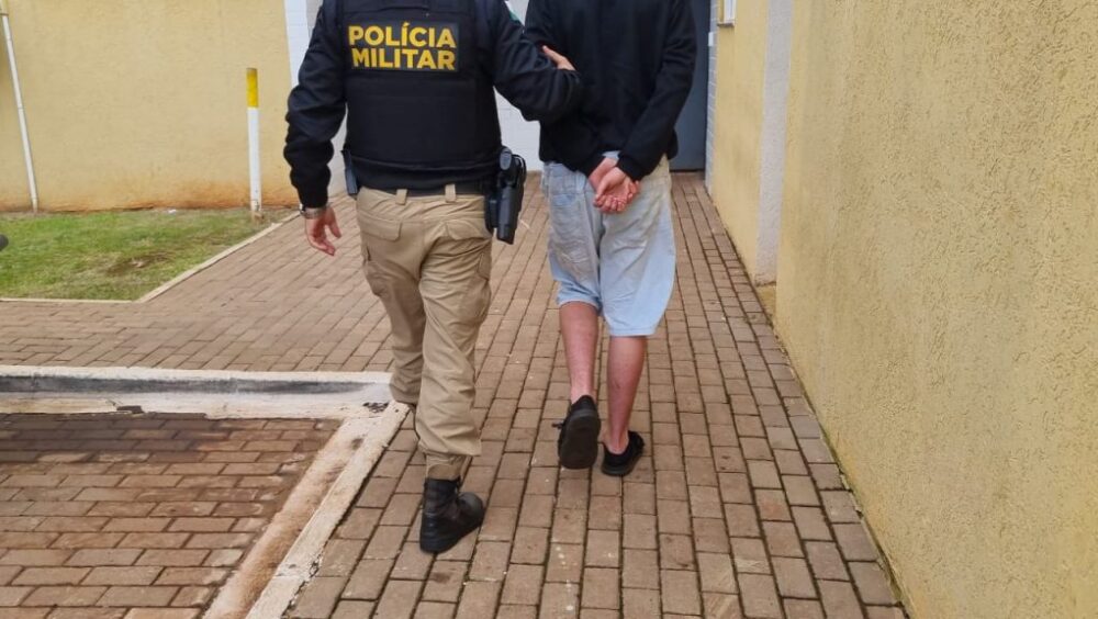 Adolescente tenta fugir da PM com bicicleta e acaba na Delegacia Imagem referente a Adolescente tenta fugir da PM com bicicleta e acaba na Delegacia