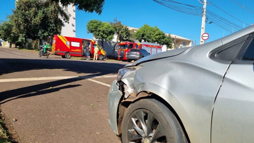 Motociclista de 60 anos fica ferido em acidente no Bairro Parque São Paulo, em Cascavel Imagem referente a Motociclista de 60 anos fica ferido em acidente no Bairro Parque São Paulo, em Cascavel