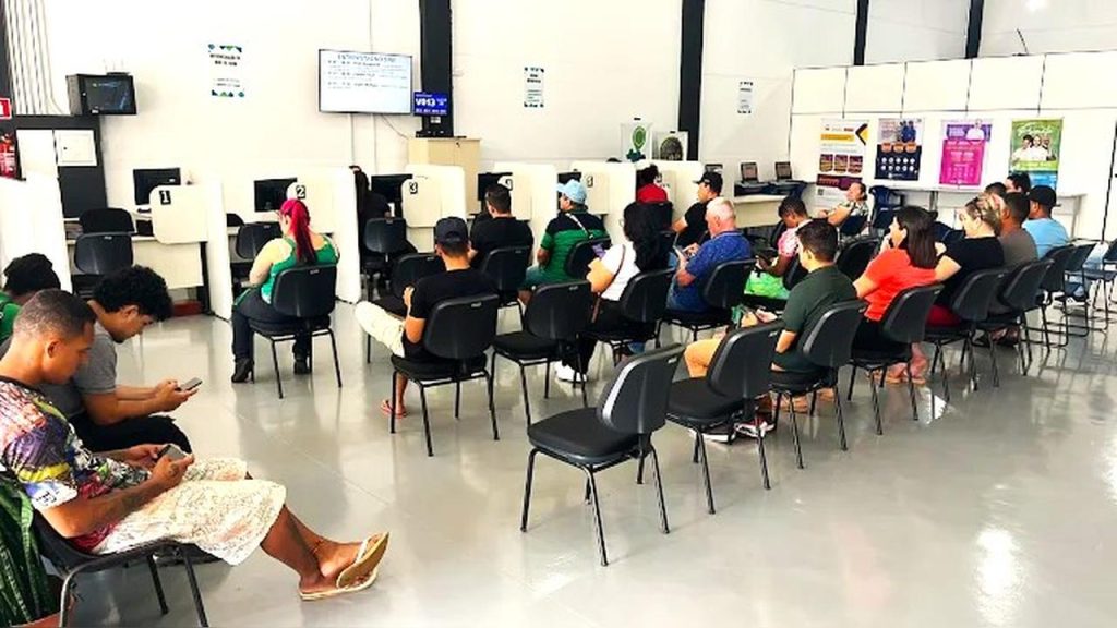 Confira as principais oportunidades de emprego abertas em Toledo nesta segunda-feira Imagem referente a Confira as principais oportunidades de emprego abertas em Toledo nesta segunda-feira