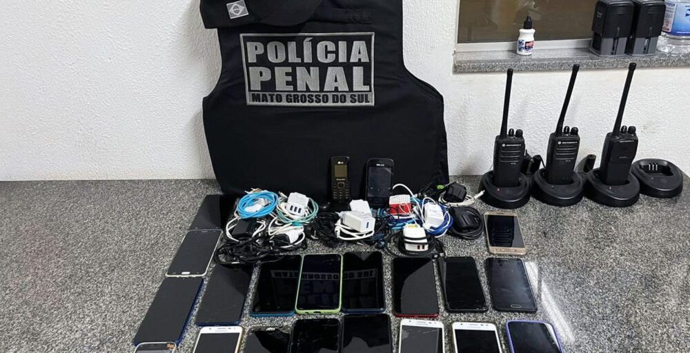 Operação Mute apreendeu 8,5 mil celulares em presídios desde 2023 Imagem referente a Operação Mute apreendeu 8,5 mil celulares em presídios desde 2023