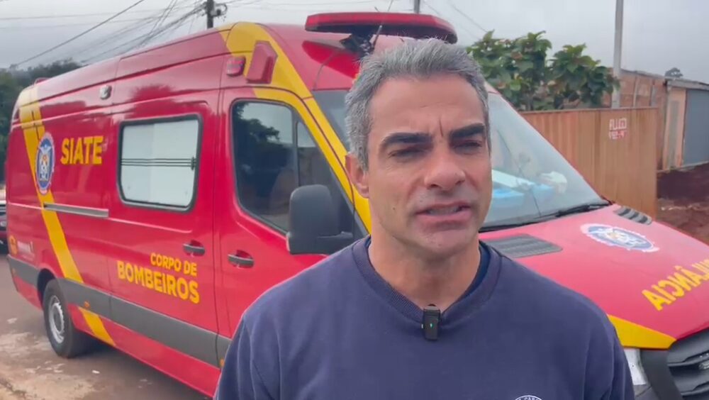 “A princípio não tem penetração na cavidade abdominal”, diz médico sobre homem que ferro cravado na barriga Imagem referente a “A princípio não tem penetração na cavidade abdominal”, diz médico sobre homem que ferro cravado na barriga