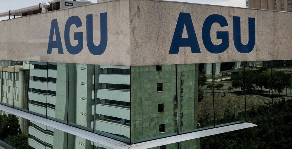 AGU diz ao STF que Lei da Dosimetria é inconstitucional Imagem referente a AGU diz ao STF que Lei da Dosimetria é inconstitucional