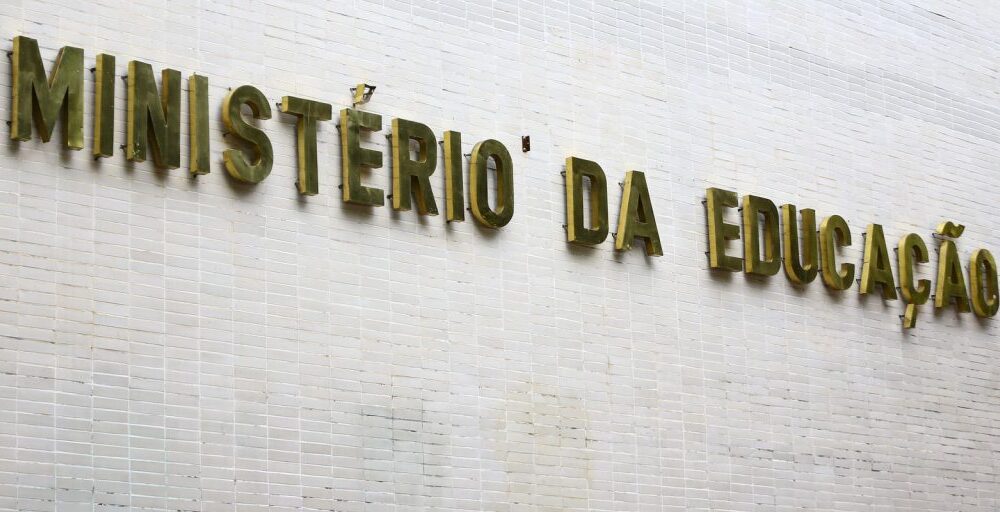 Formação de professores a distância mostra desempenho 53,1% inferior Imagem referente a Formação de professores a distância mostra desempenho 53,1% inferior