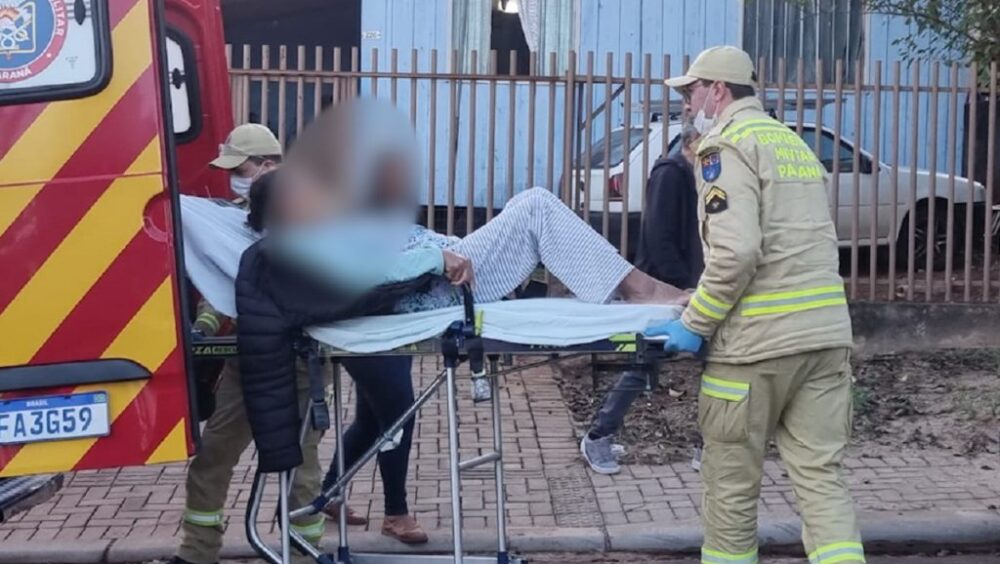 Idosa de 79 anos sofre corte no crânio em queda dentro de casa no Universitário Imagem referente a Idosa de 79 anos sofre corte no crânio em queda dentro de casa no Universitário