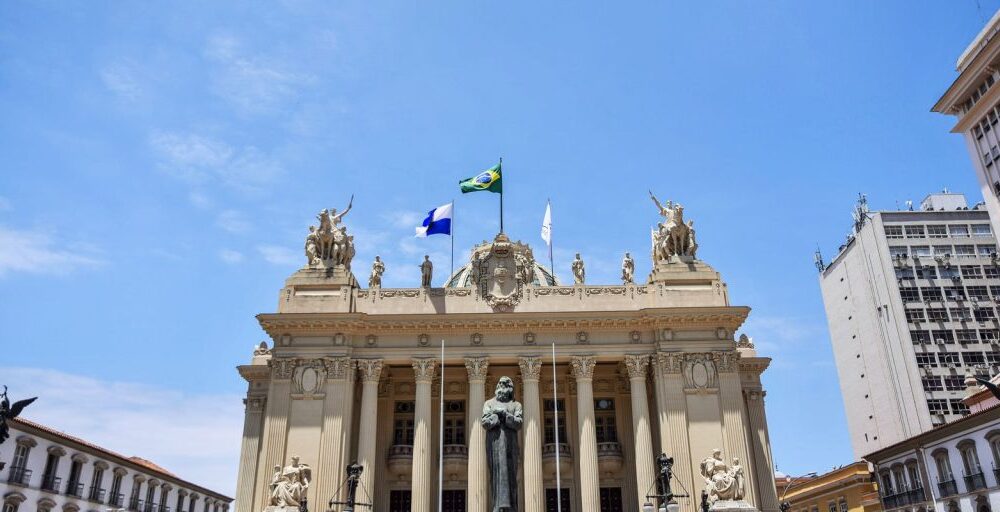 RJ: projeto prevê uso de banheiros neutros para pessoas trans Imagem referente a RJ: projeto prevê uso de banheiros neutros para pessoas trans