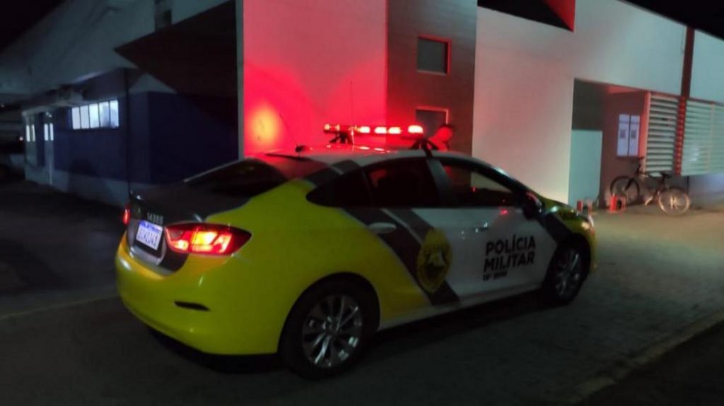 Mulher denuncia agressão com faca e reage mordendo companheiro em Marechal Imagem referente a Mulher denuncia agressão com faca e reage mordendo companheiro em Marechal