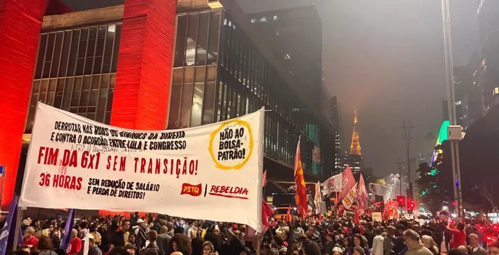 Ato na Avenida Paulista pede fim da escala 6×1 Imagem referente a Ato na Avenida Paulista pede fim da escala 6×1